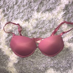 Victoria’s Secret Pink bombshell bra
